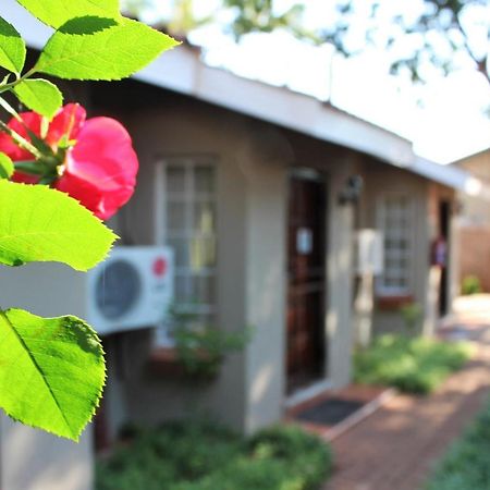 Ngwenya Boutique Hotel Lephalale Экстерьер фото