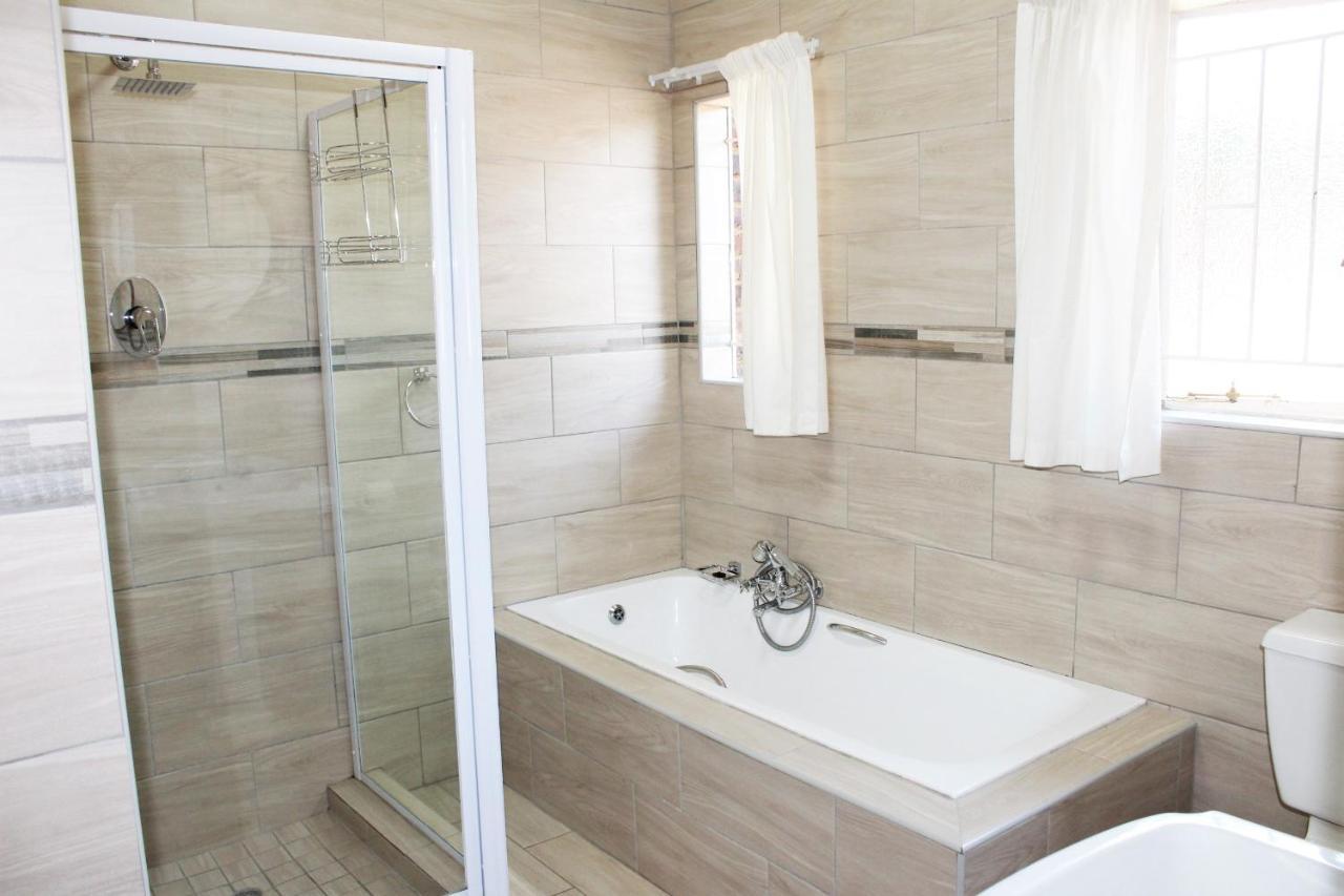 Ngwenya Boutique Hotel Lephalale Экстерьер фото